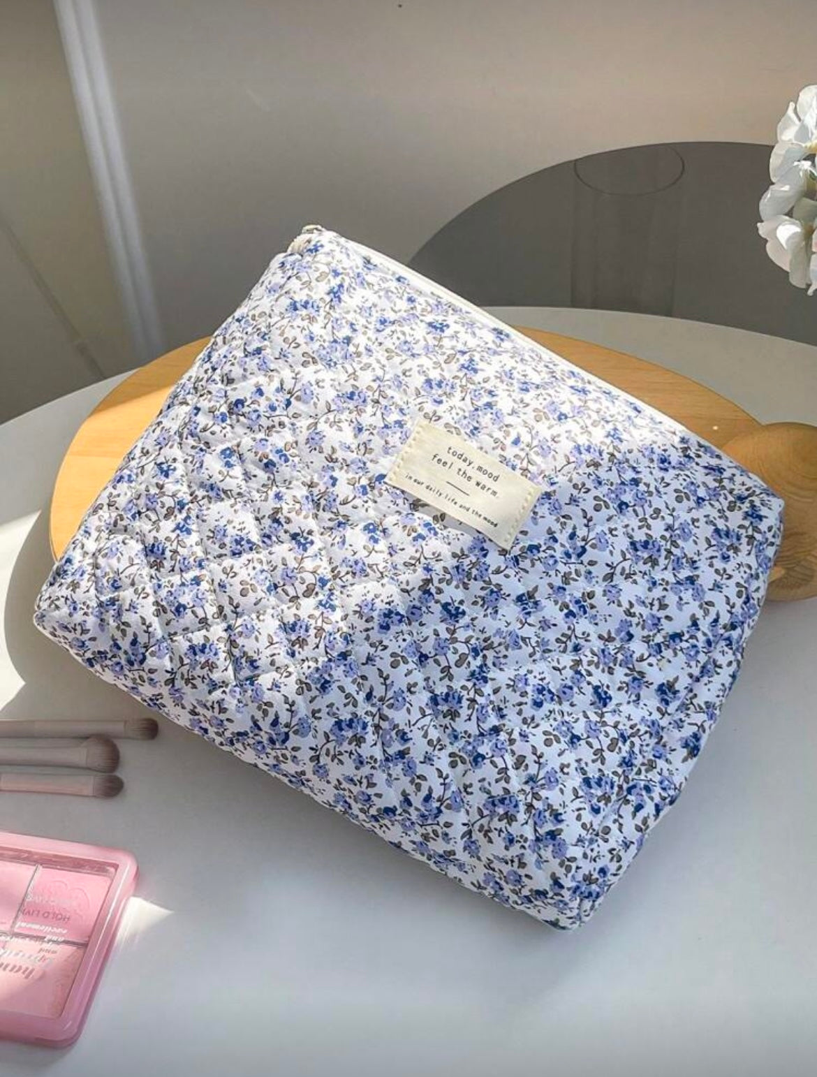 Violette Bloom Pouch