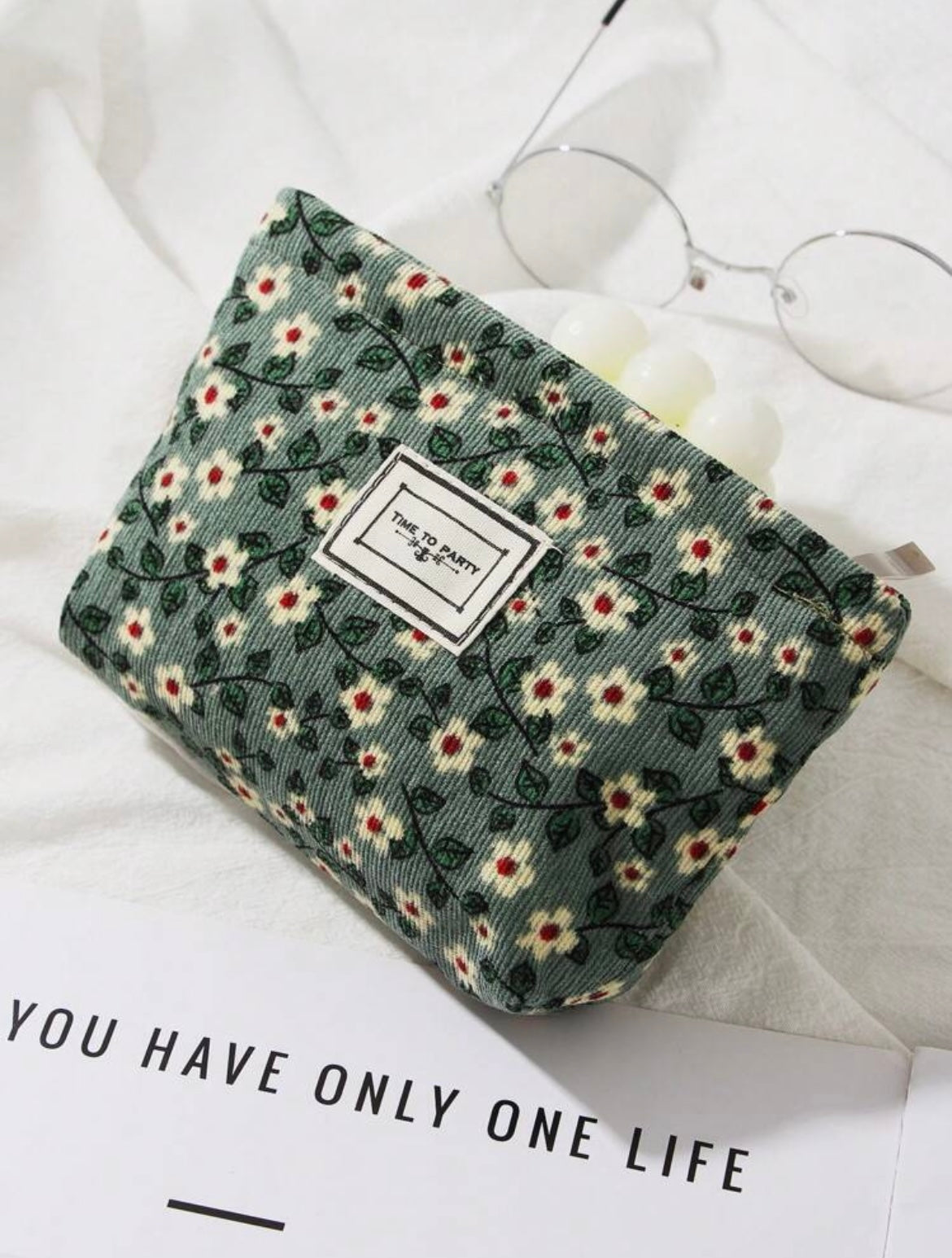 Little Marguerite Pouch
